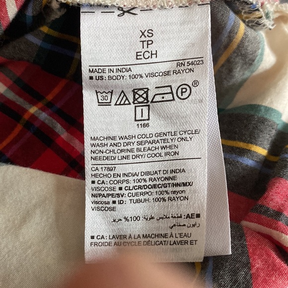 Old Navy summer button down - Picture 6 of 6